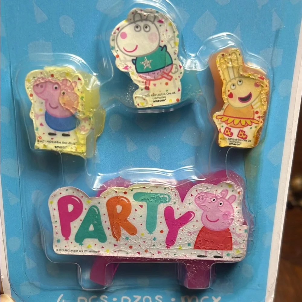 Peppa Pig celebrate peppa
